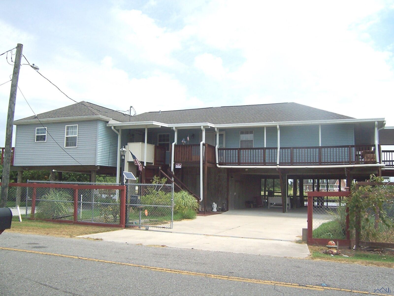 Property Photo: 6113 Shrimpers Row LA 70353