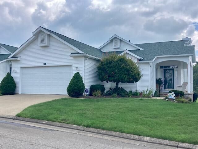 Property Photo: 22 Waters Edge OH 43050