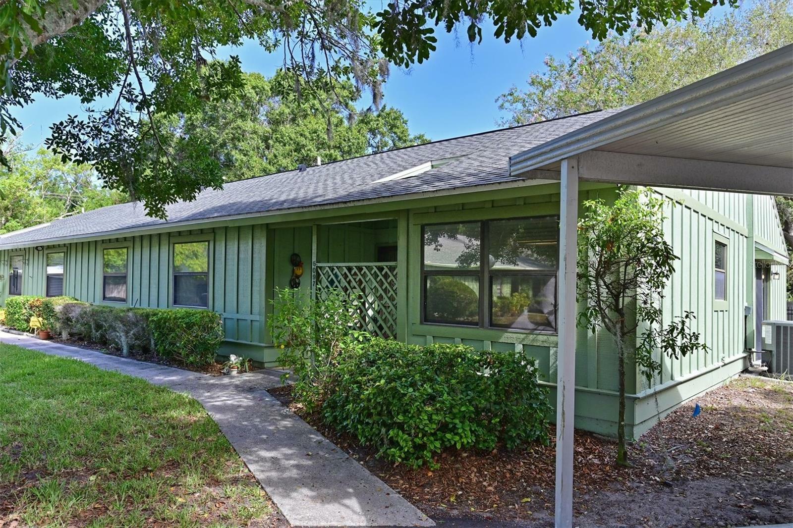 Property Photo:  5097 Barrington Circle 1902  FL 34234 