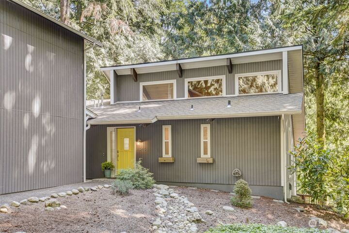 3 bed Issaquah home for sale 16046 266th Avenue SE, Issaquah, WA 98027