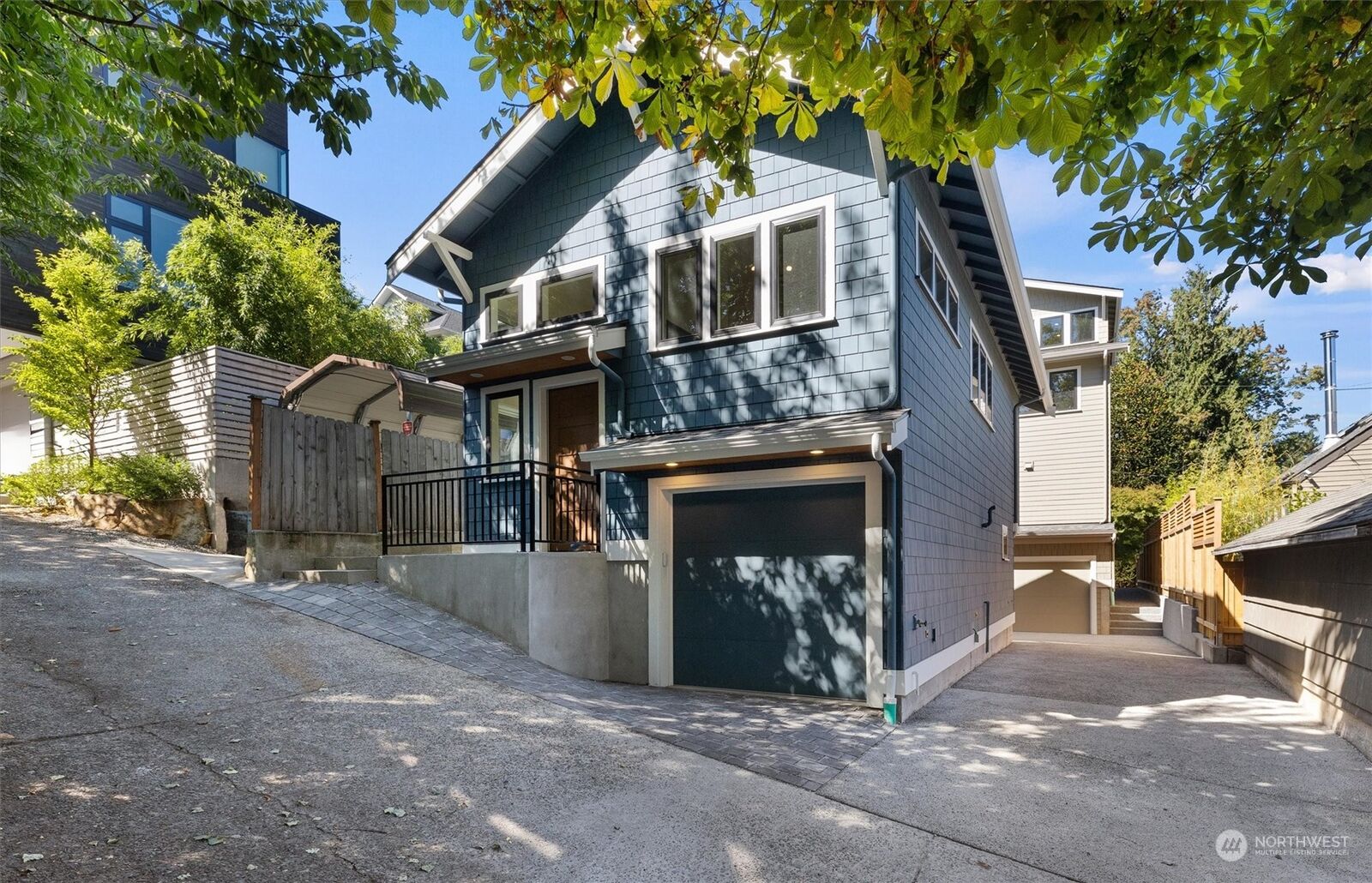Property Photo:  2708 1st Avenue W  WA 98109 