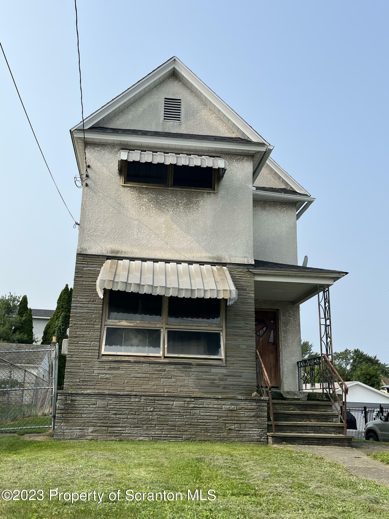 Property Photo:  630 E Warren Street  PA 18512 