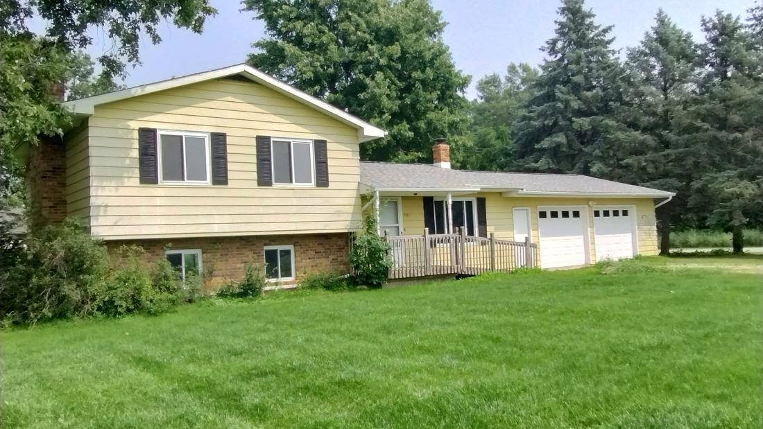 Property Photo:  510 Kerby  MI 48817 