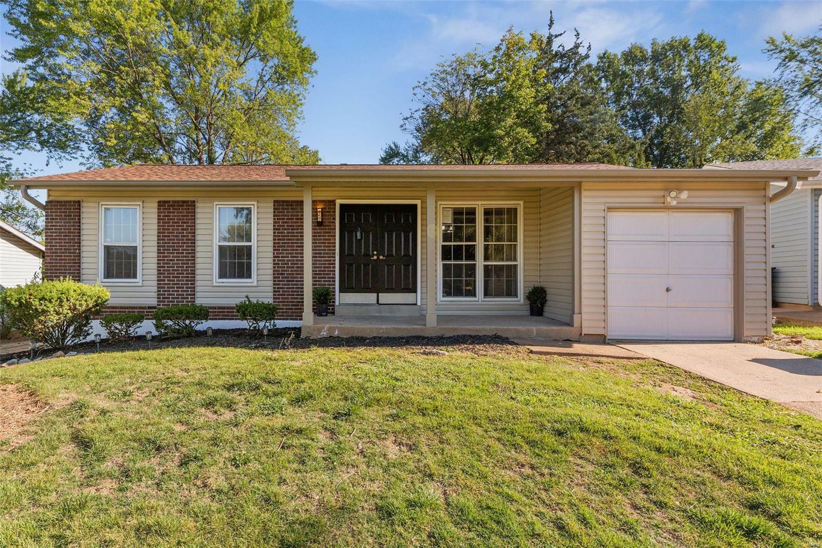 Property Photo:  11684 Altozano Lane  MO 63033 