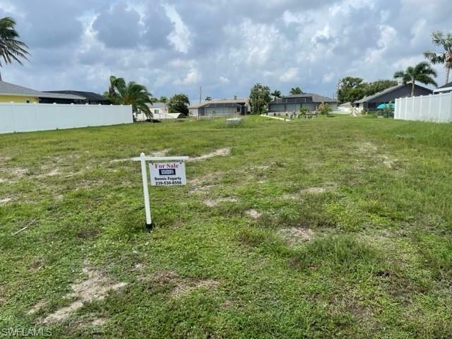 Property Photo: 1425 SE 13th St 31 FL 33990