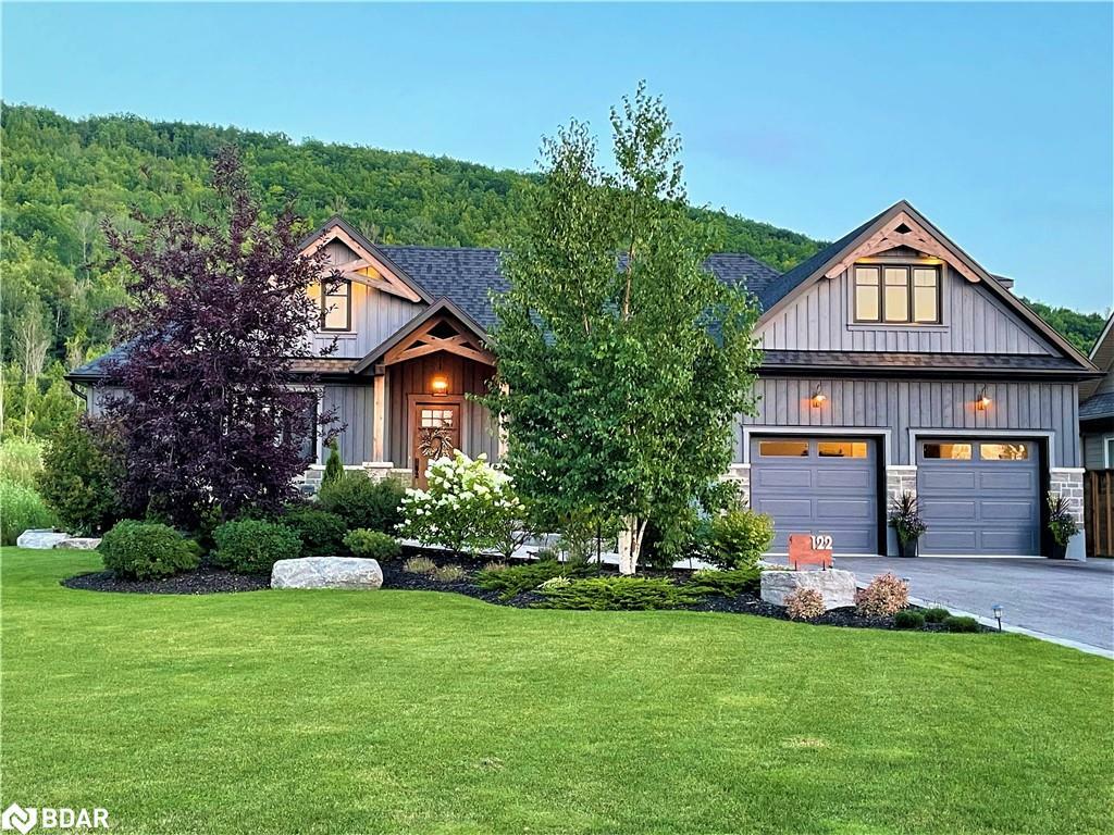 Property Photo: 122 Barton Boulevard ON N0H1J0