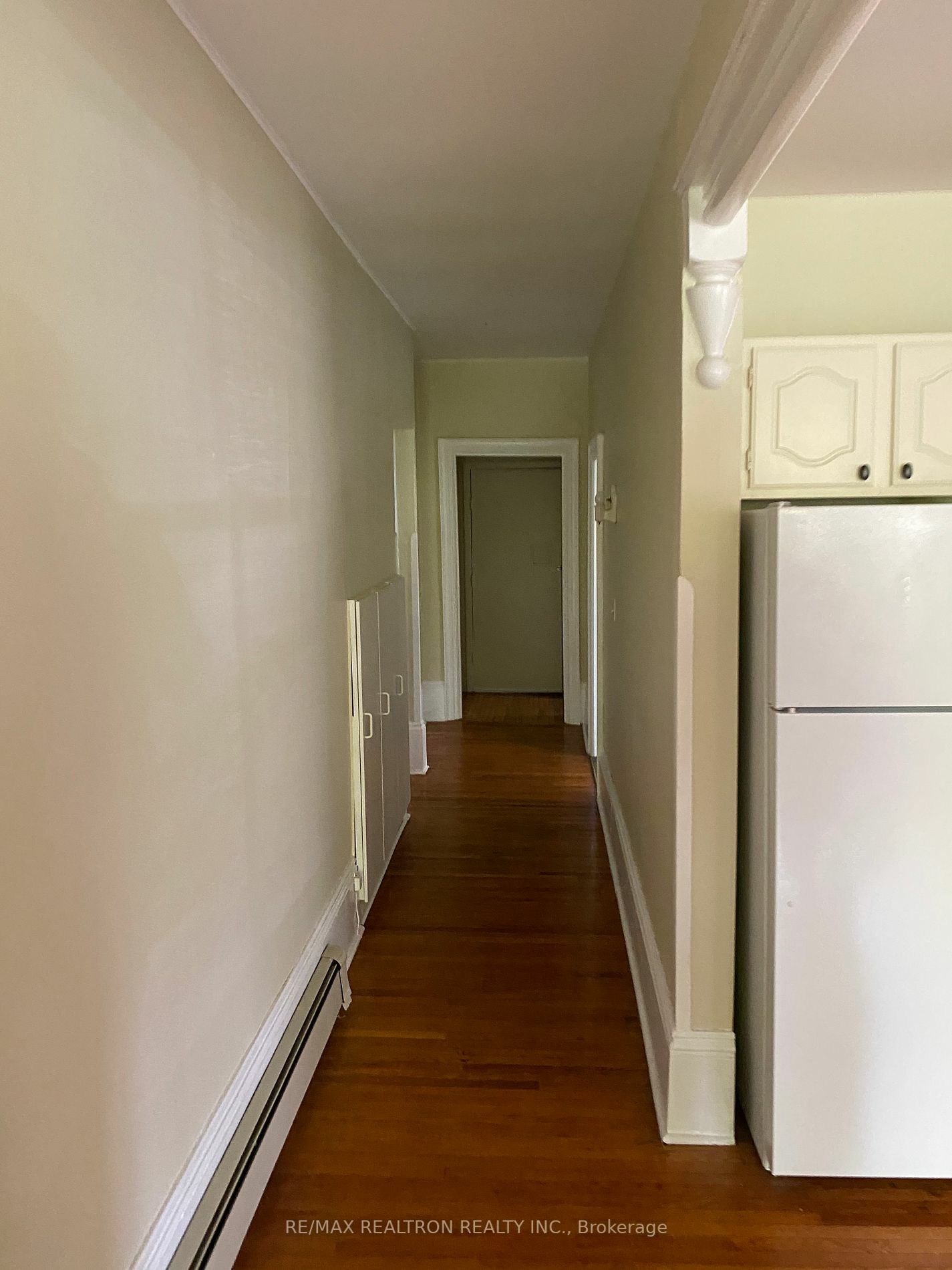 Property Photo:  466-470 9th St E  ON N4K1P3 