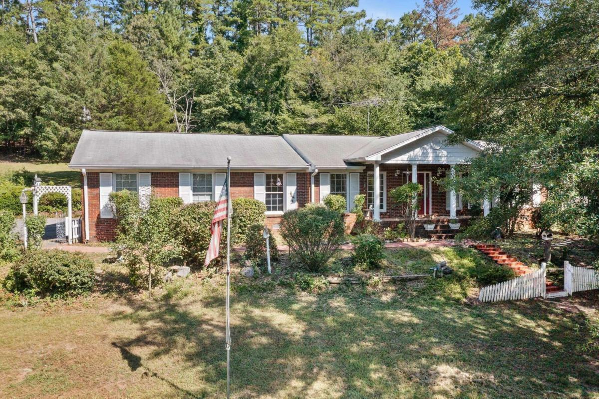 Property Photo:  1158 Chulio Road SE  GA 30161 