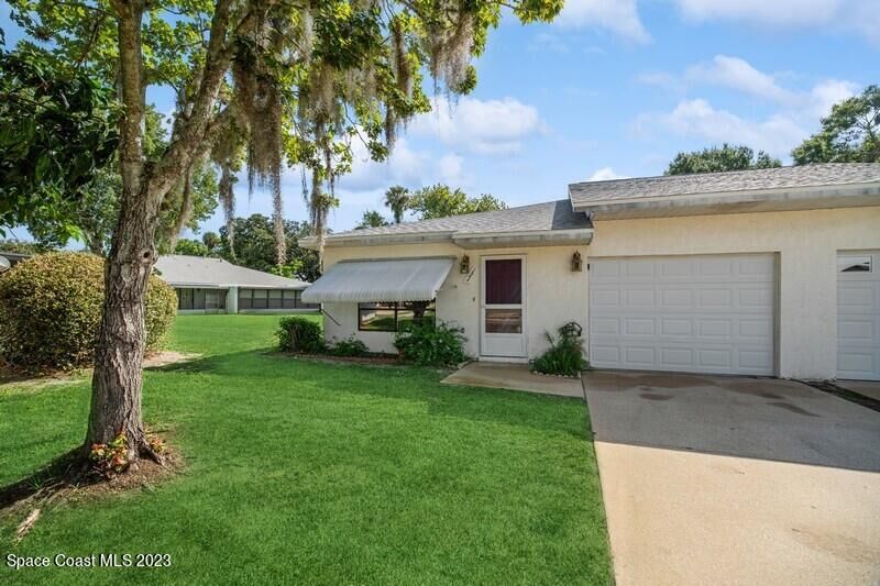 Property Photo: 121 McNeela Drive FL 32796