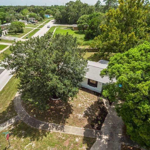 Property Photo:  2402 Sable Avenue  FL 32738 