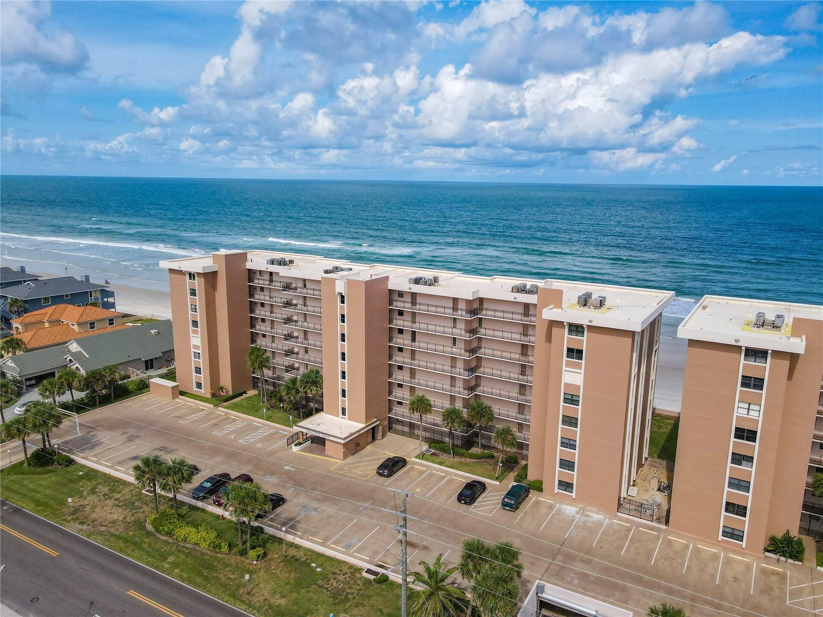 Property Photo: 4435 S Atlantic Avenue 311 FL 32127