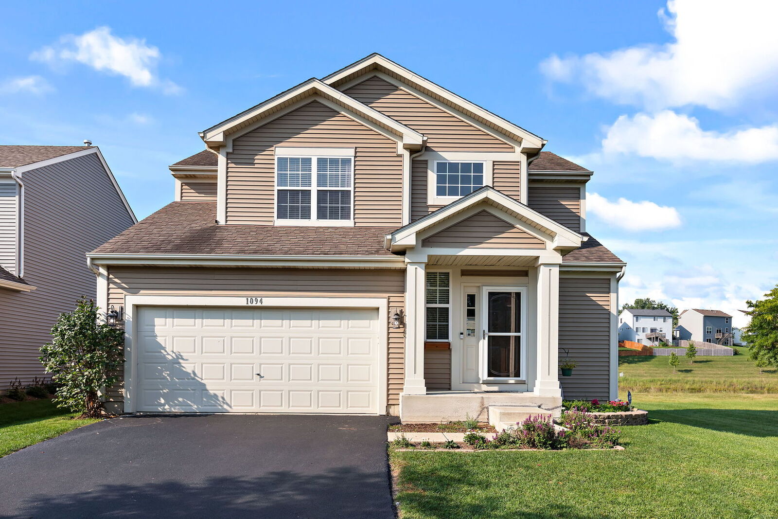 Property Photo: 1094 N Cornerstone Drive IL 60020