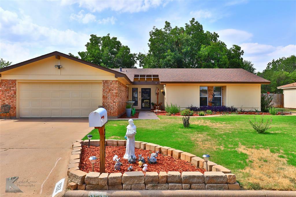 Property Photo: 3233 Whitewing Way TX 79606