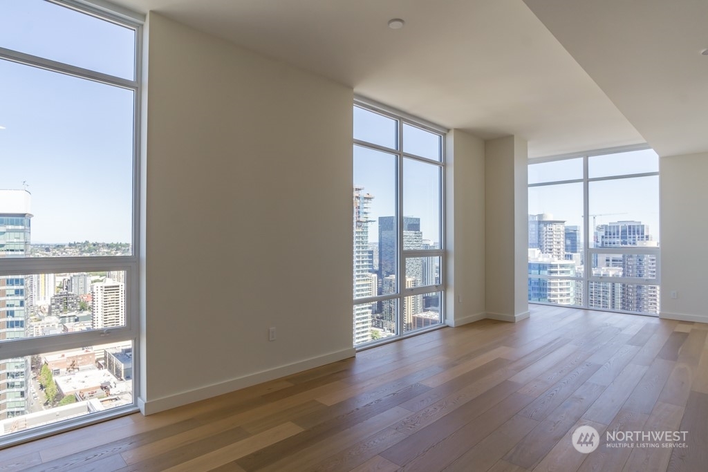 Property Photo:  121 Stewart Street 3501  WA 98101 