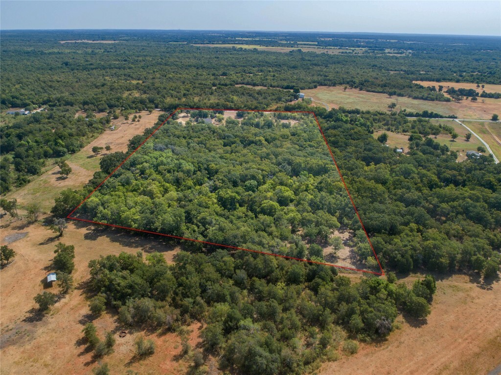 Property Photo:  3820 County Road 467  TX 78621 