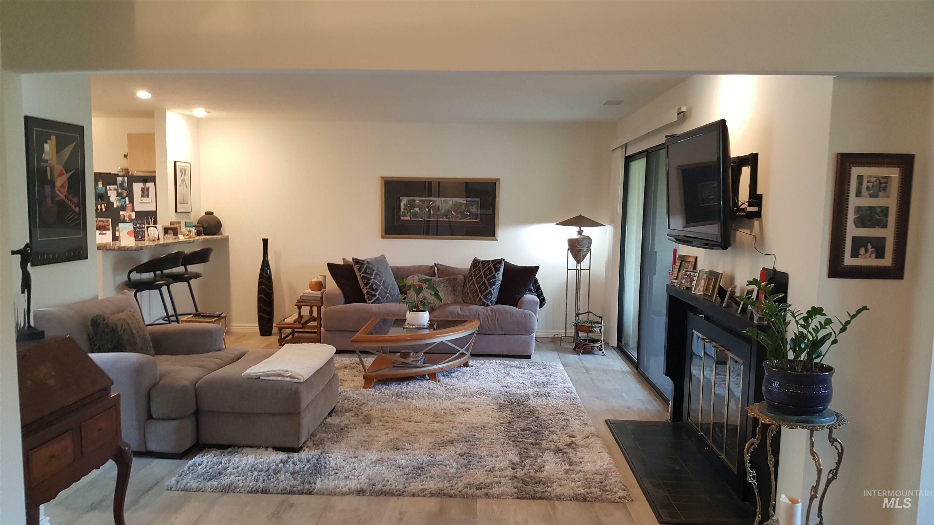 1242 Camelot  Boise ID 83704 photo