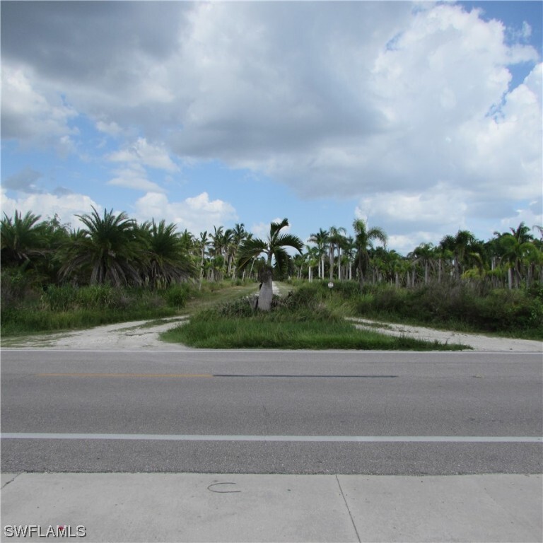 Property Photo: 14900 Stringfellow Road FL 33922