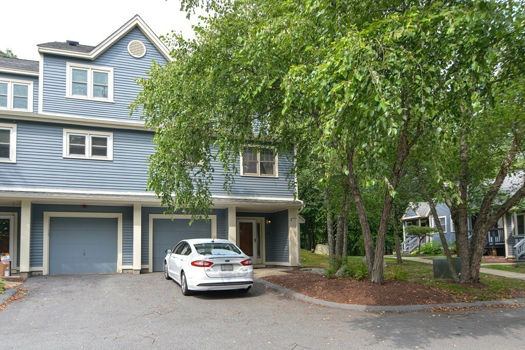 Property Photo:  12 Evergreen Way 12  MA 01960 