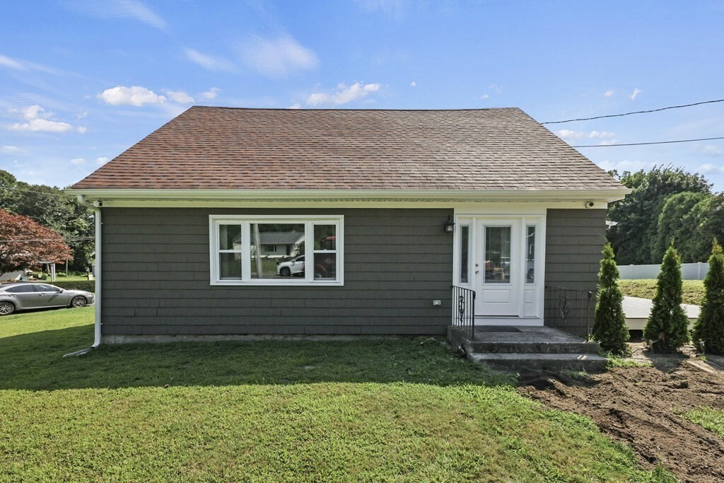 Property Photo:  728 Stafford Rd  RI 02878 