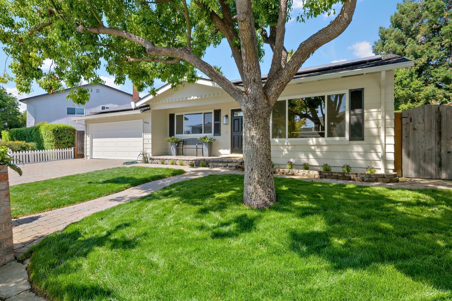 Property Photo: 4937 Birmingham Drive CA 95136
