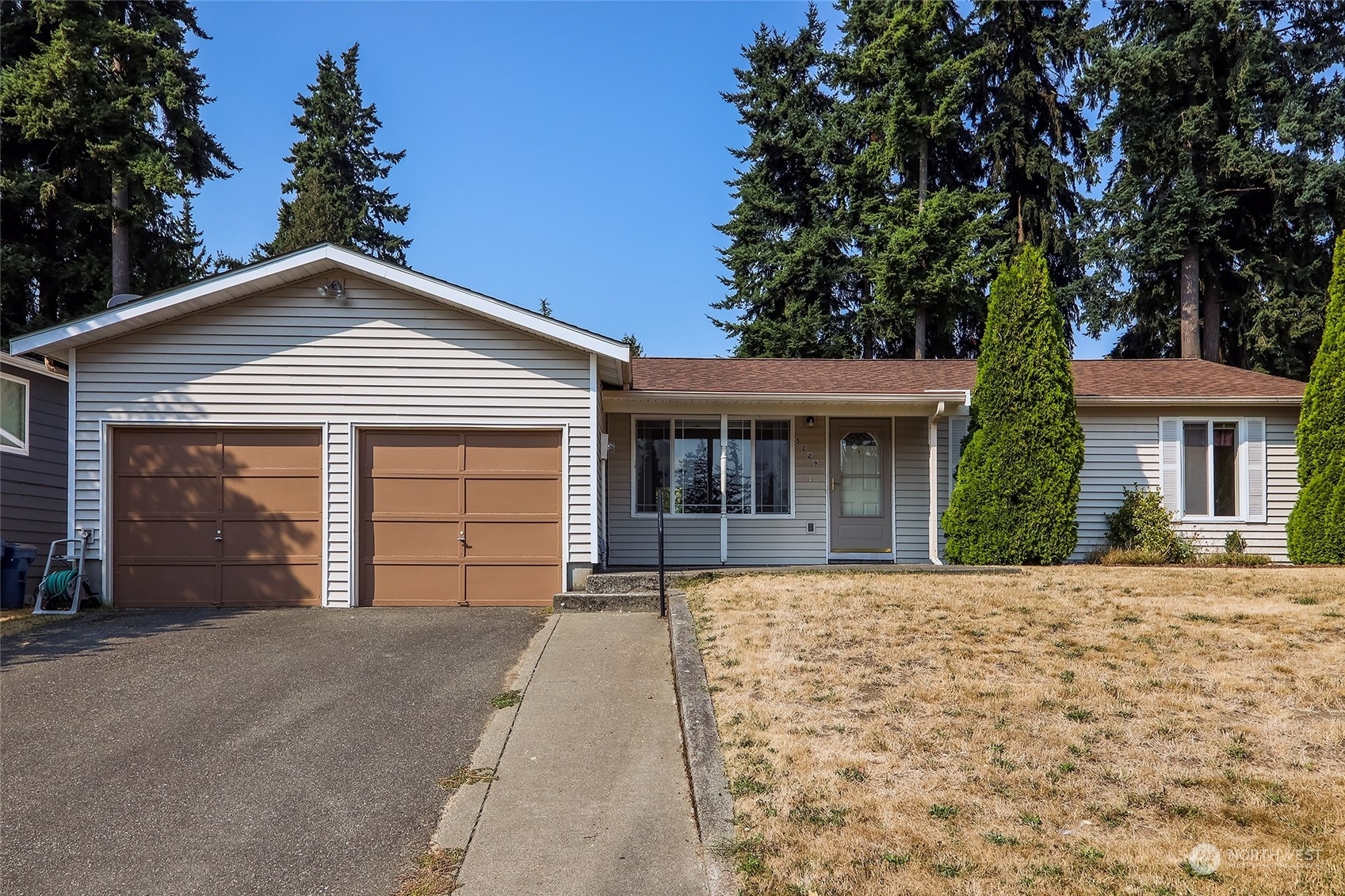 Property Photo:  5229 172nd Street SW  WA 98037 