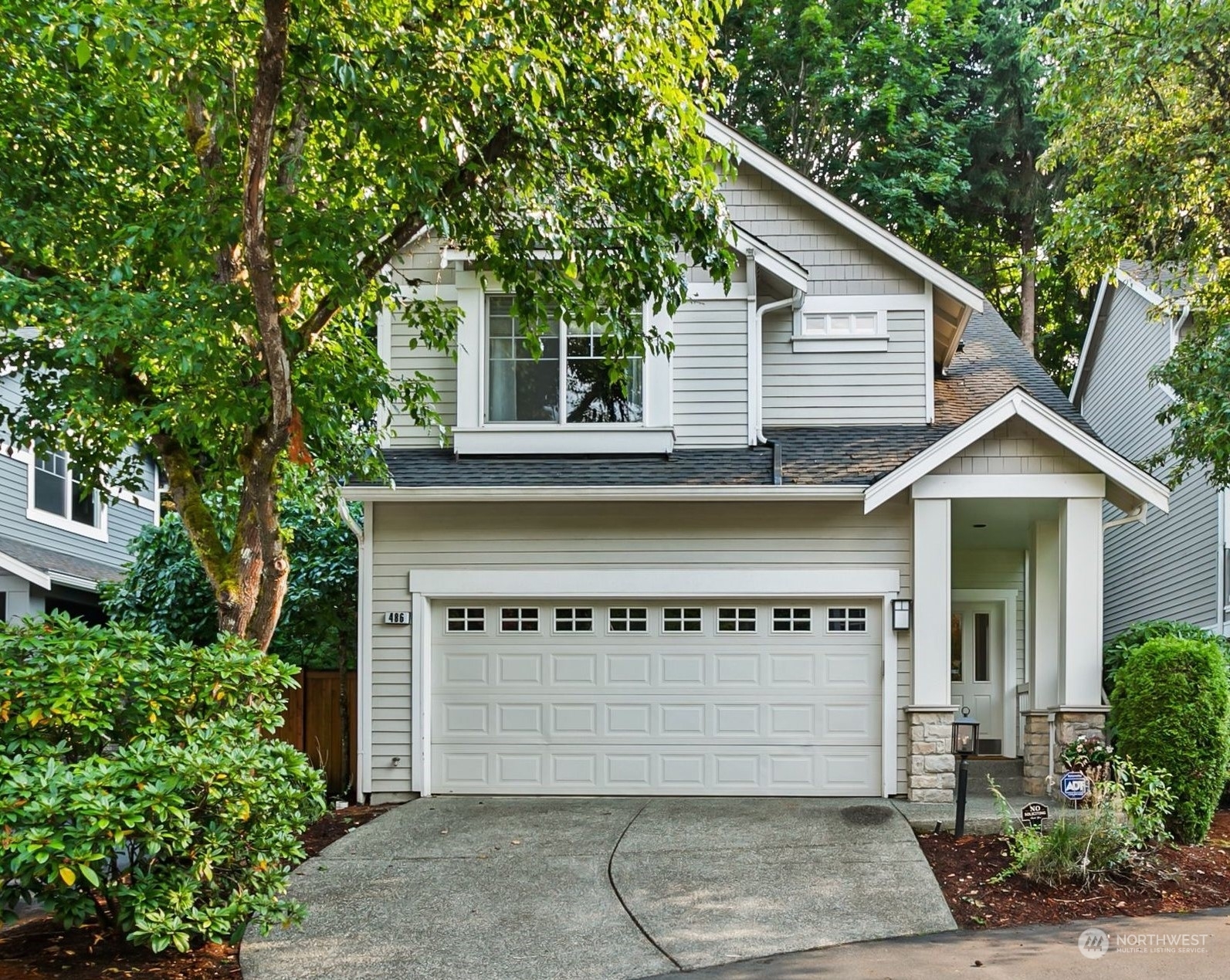 Property Photo:  486 Newport Way NW  WA 98027 