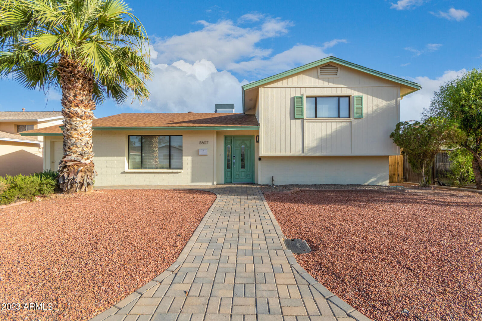 Property Photo: 8607 E Malcomb Drive AZ 85250