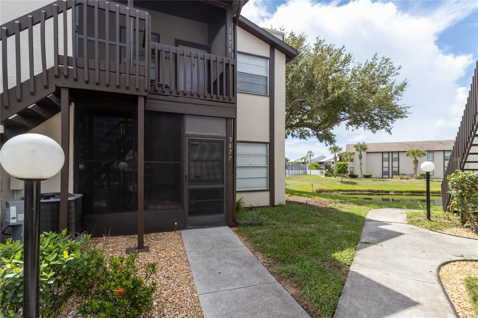 Property Photo:  3877 59th Avenue W  FL 34210 