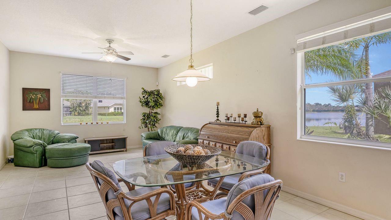 Property Photo:  8135 Indigo Ridge Terrace  FL 34201 