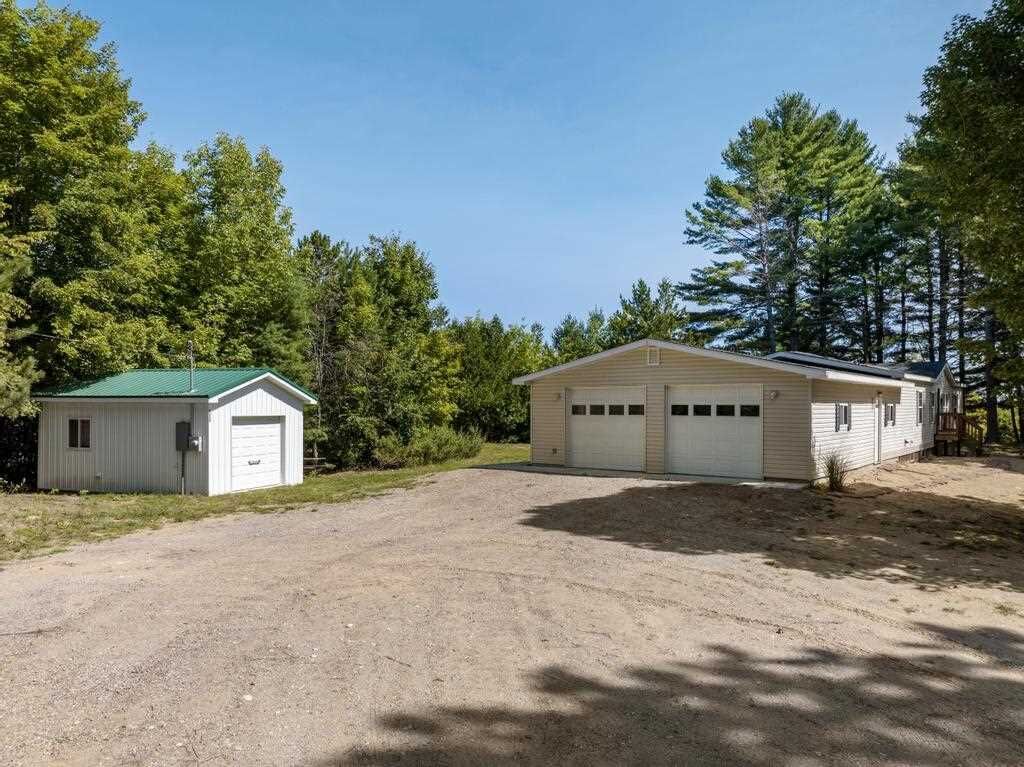 Property Photo: 6229 E Brutus MI 49706