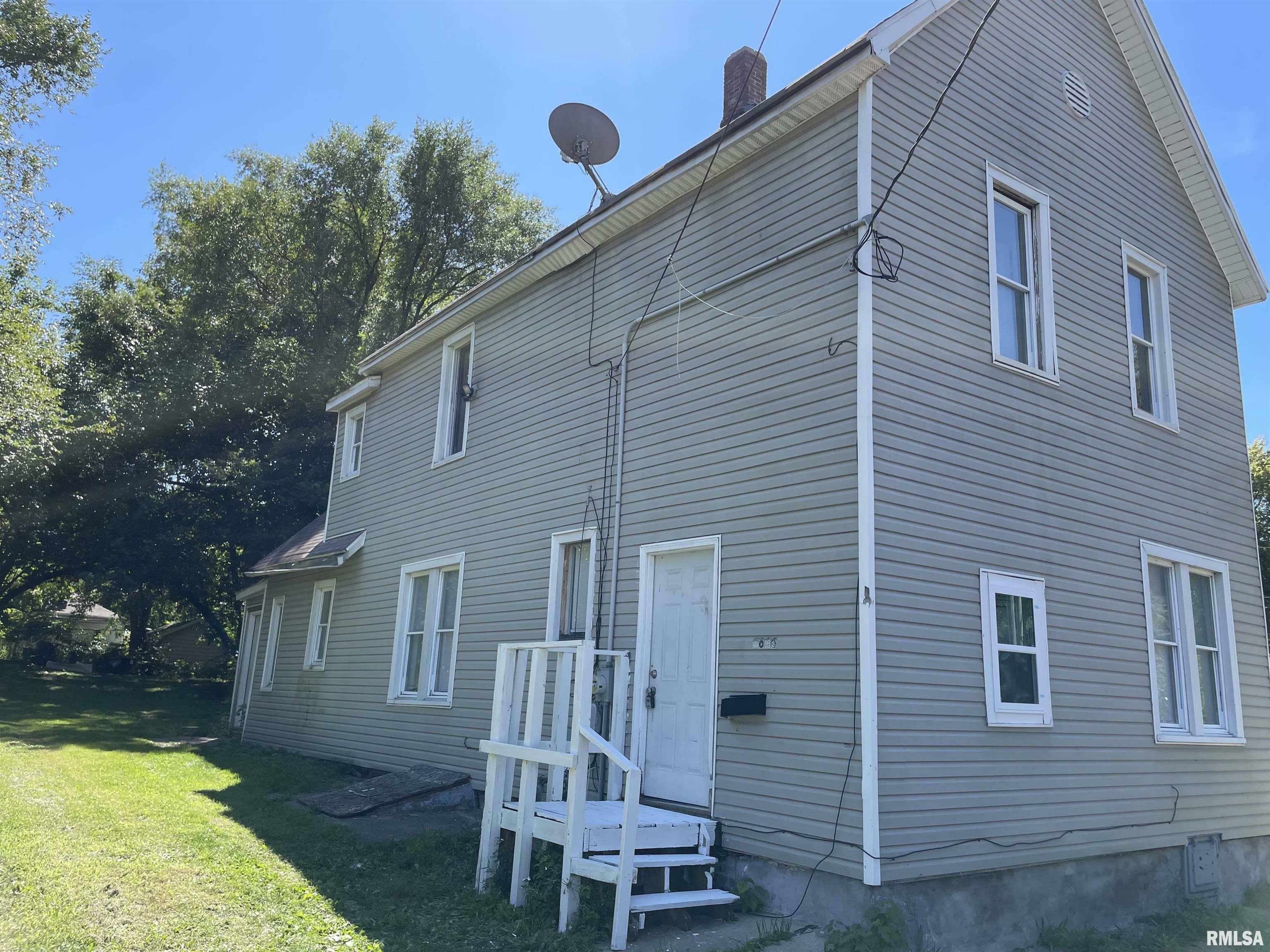 Property Photo: 2616 W Malone Street IL 61605