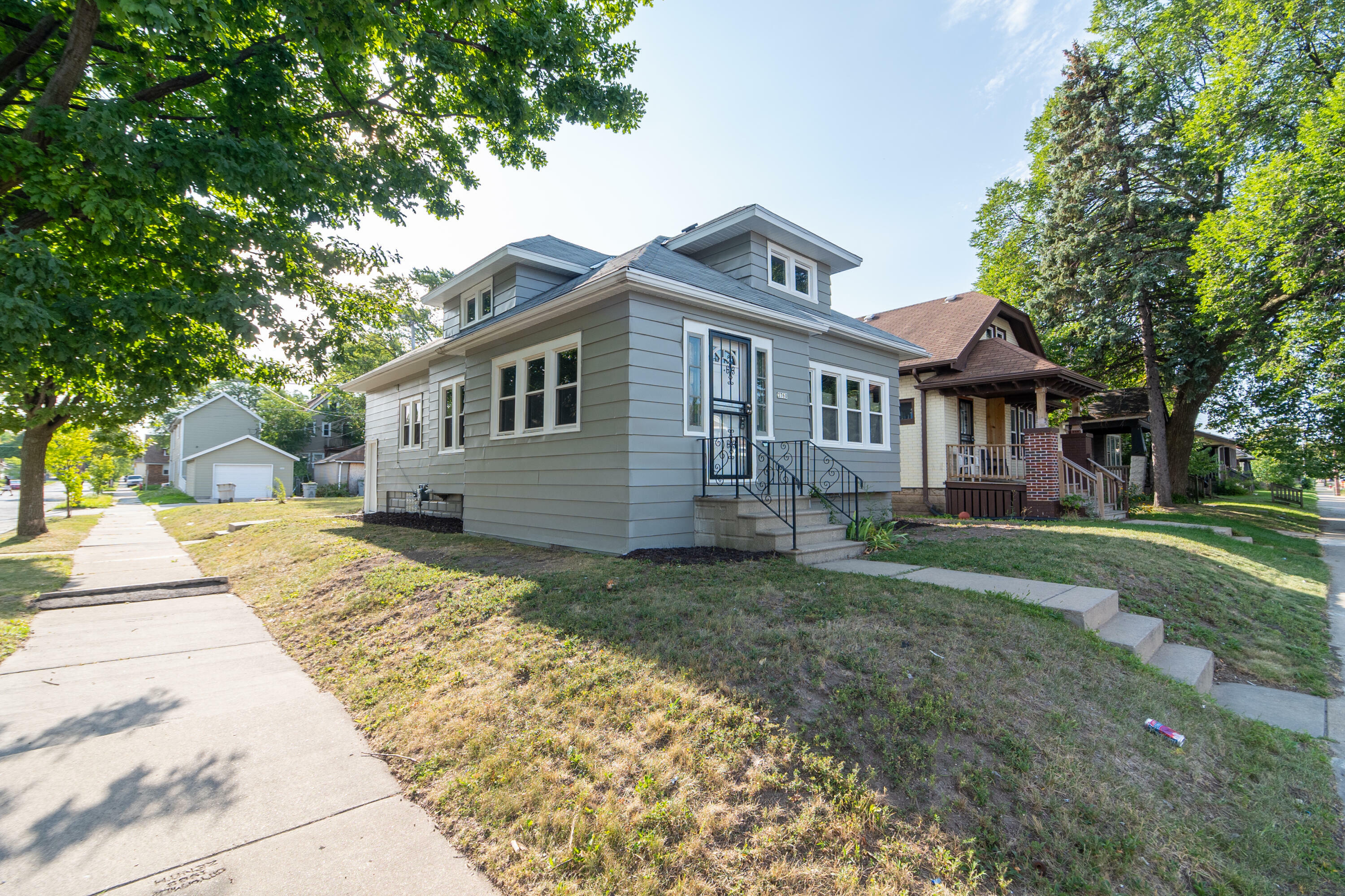 Property Photo: 3760 N 27th St WI 53216