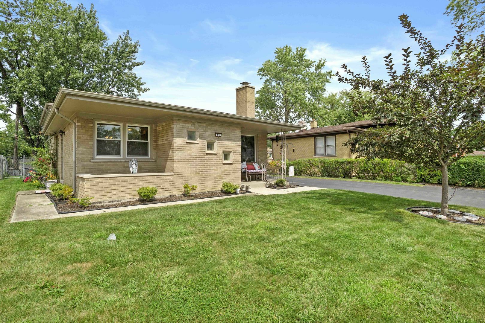 Property Photo:  65 Terry Court  IL 60411 