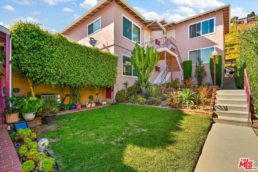 Property Photo:  4205 Don Tomaso Drive  CA 90008 