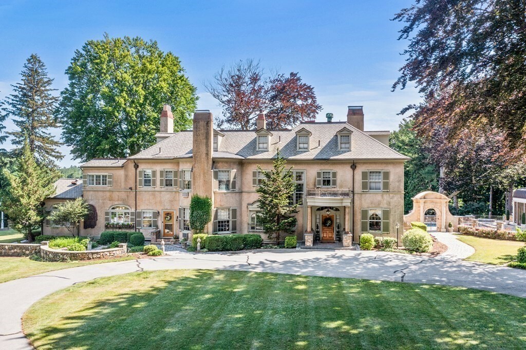 Property Photo: 59 Walnut Road MA 01984