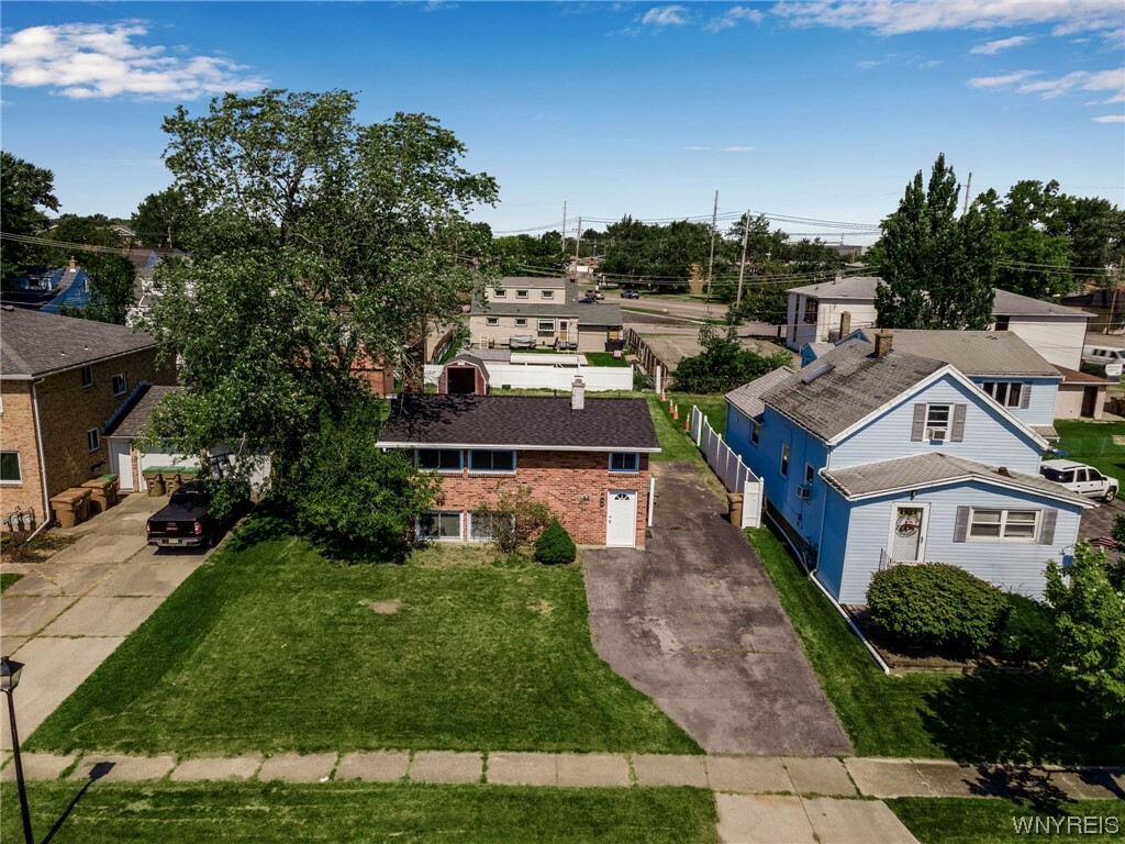 Property Photo: 162 Claudette Court NY 14225