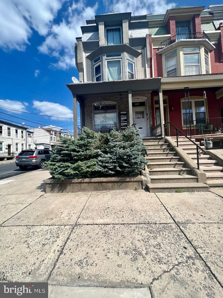 Property Photo:  1057 N 11th Street  PA 19604 