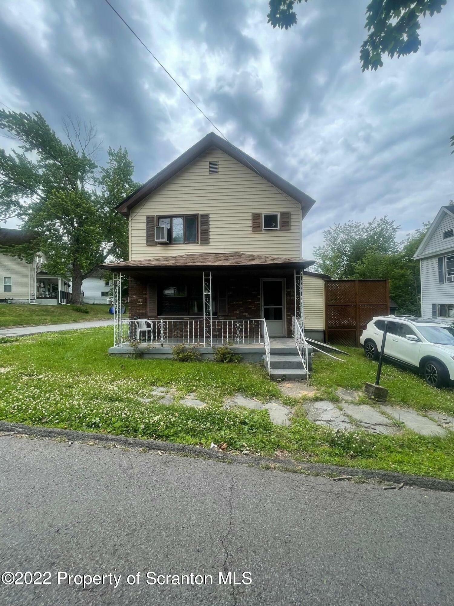 Property Photo:  16 Summit Avenue  PA 18407 