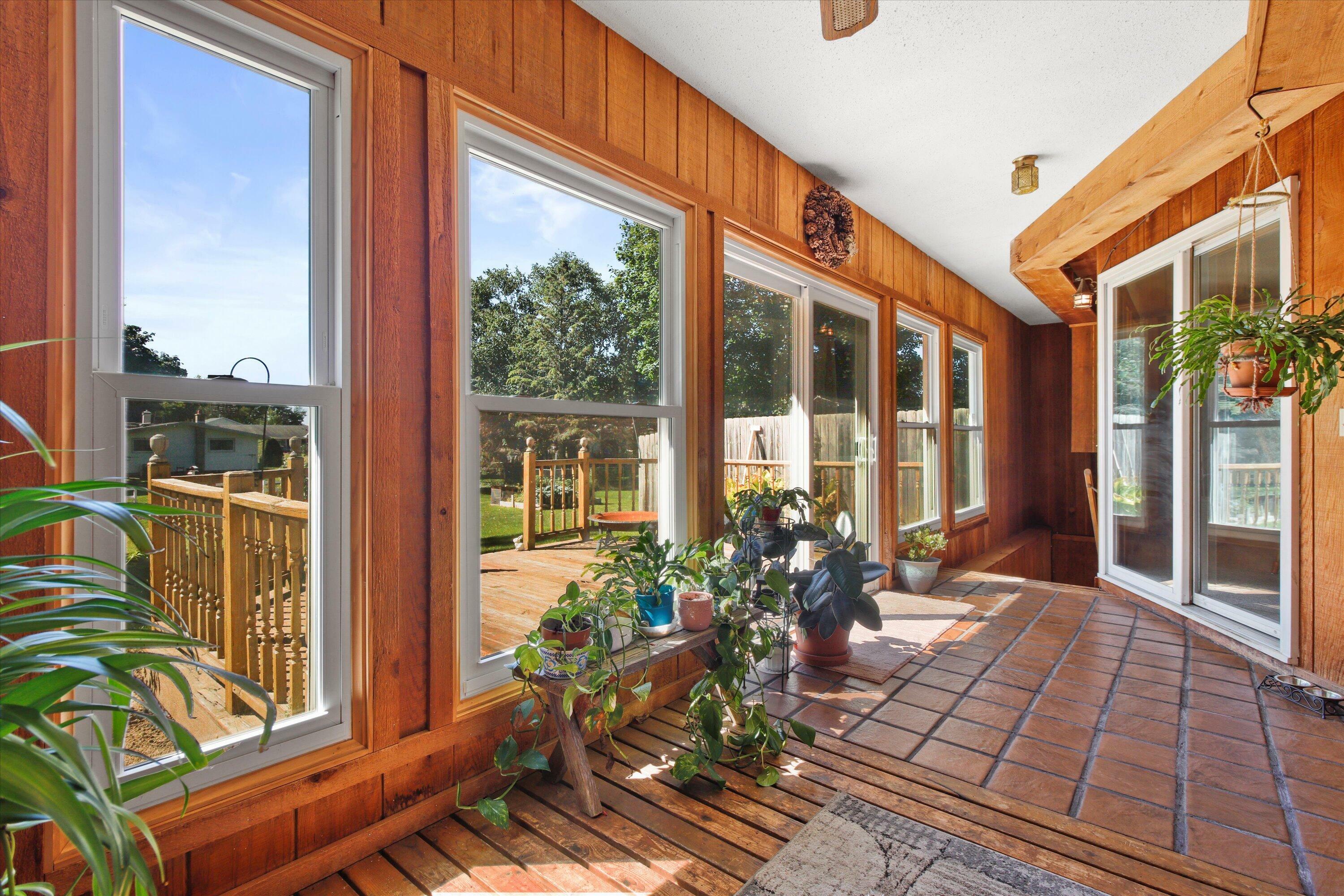 Property Photo: 1205 Louisa St WI 53098