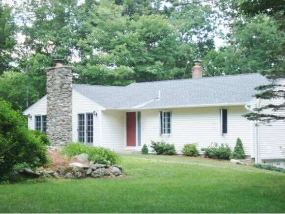 Property Photo:  4 Hoyt Circle  NH 03811 