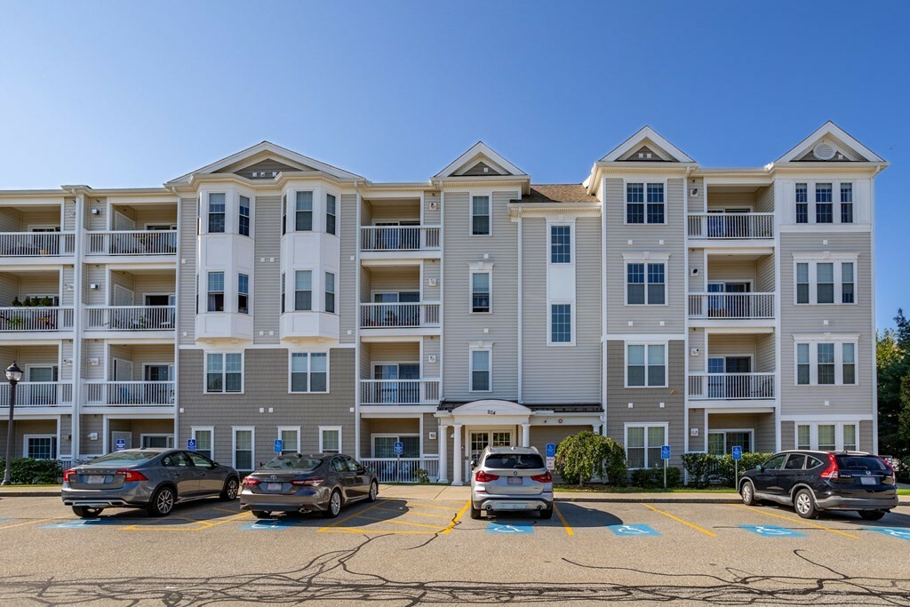 Property Photo:  204 Clocktower Drive 6112  MA 02452 