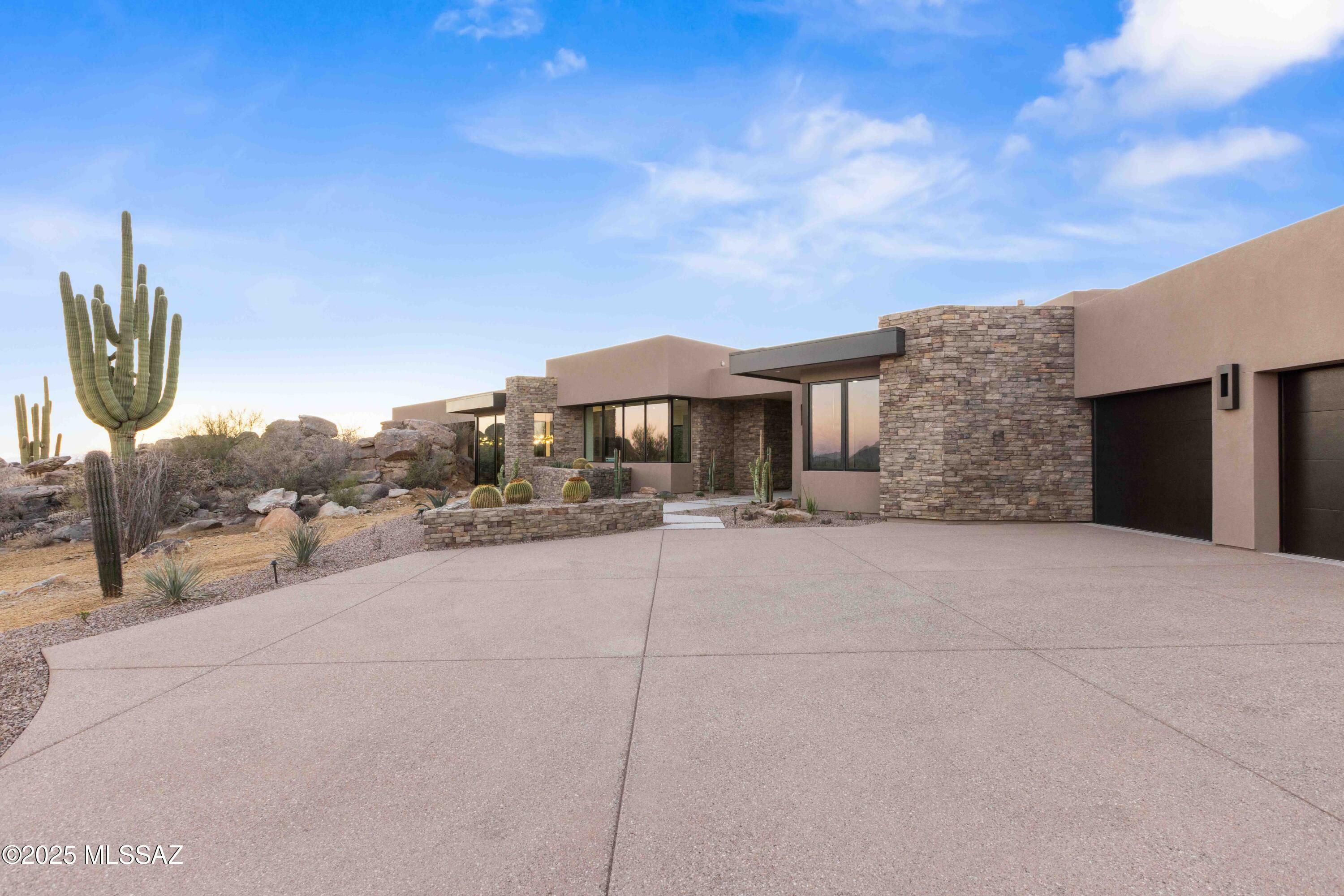 Property Photo: 14966 N Slippery Ridge Loop Lot 415 AZ 85755