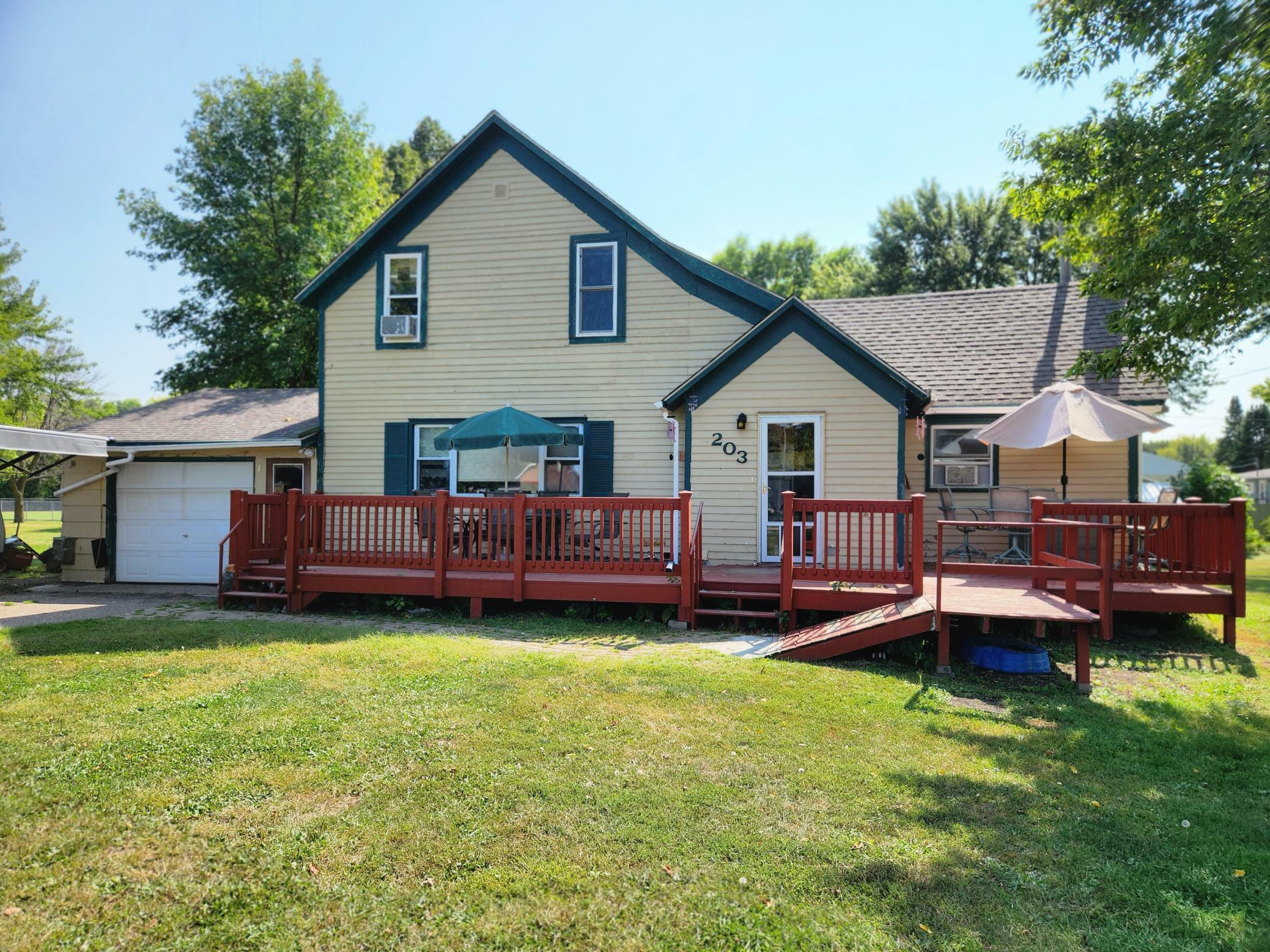 Property Photo: 203 State Avenue S MN 55367