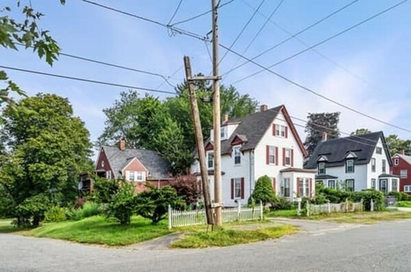 Property Photo: 19 Ringgold St MA 01830