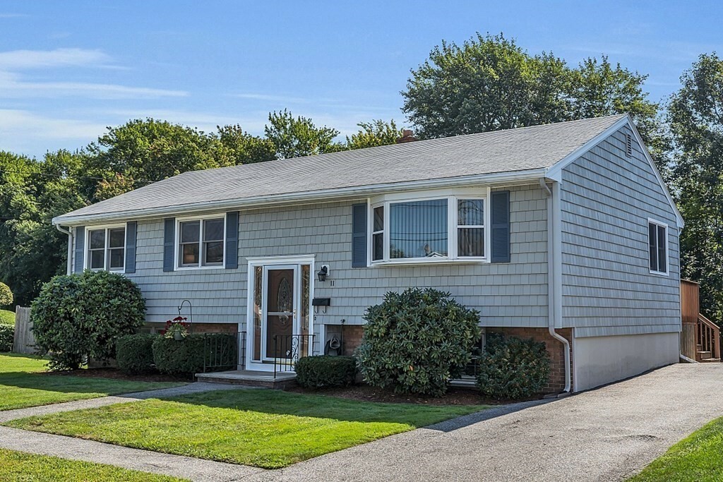 Property Photo: 11 Esquire Dr MA 01960