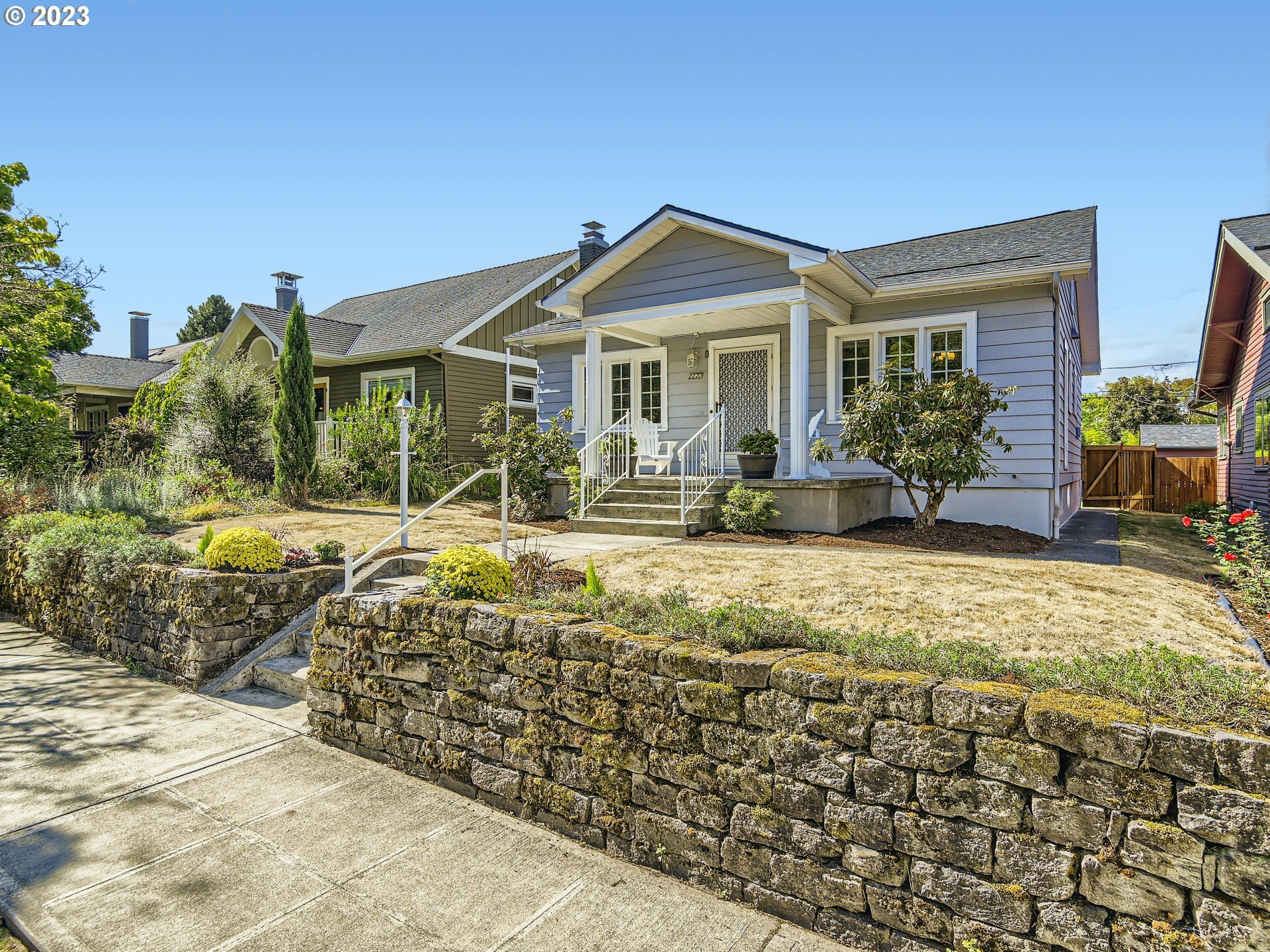 Property Photo: 2277 SE Cypress Ave OR 97214