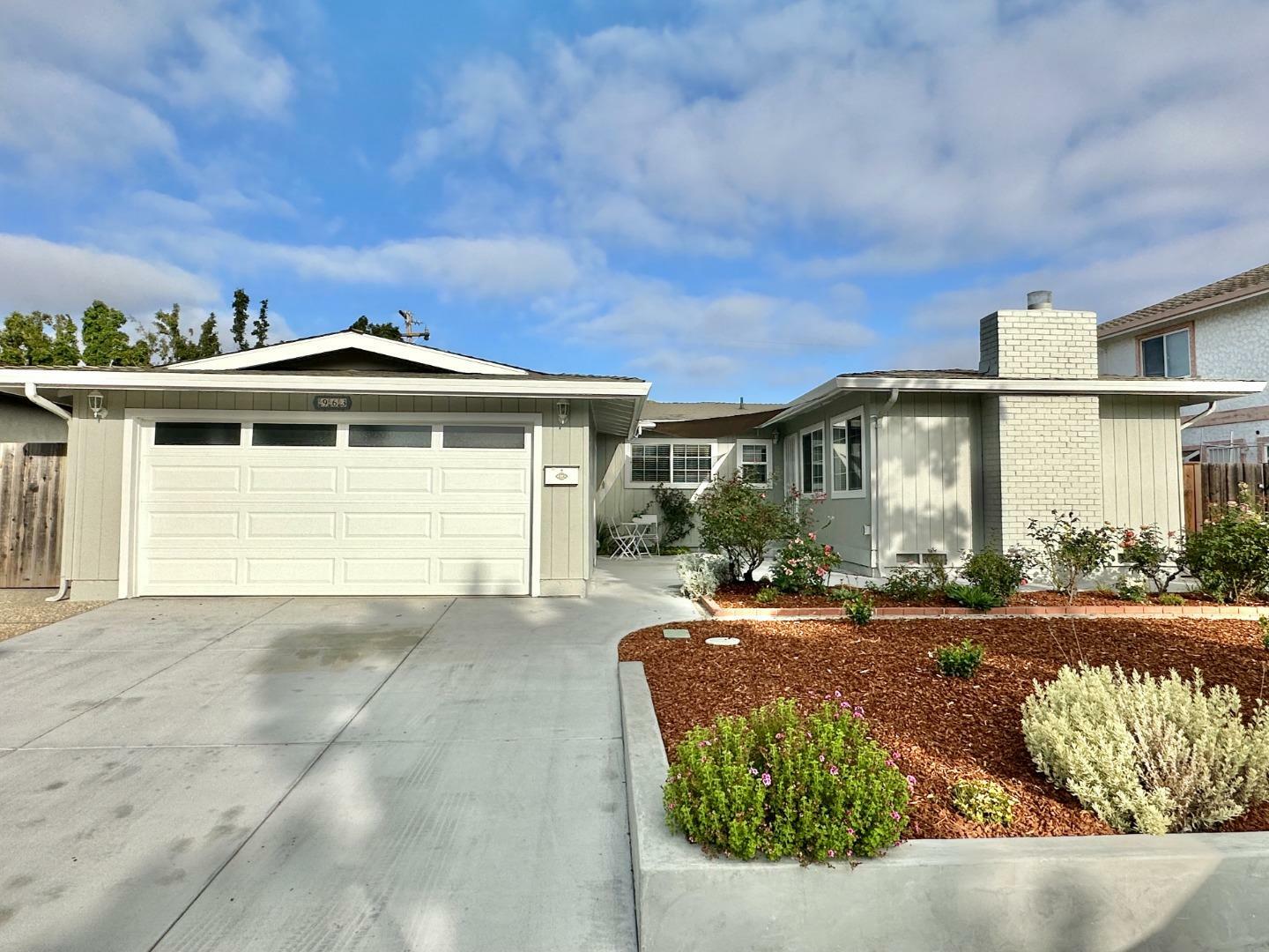 Property Photo:  963 Planetree Place  CA 94086 