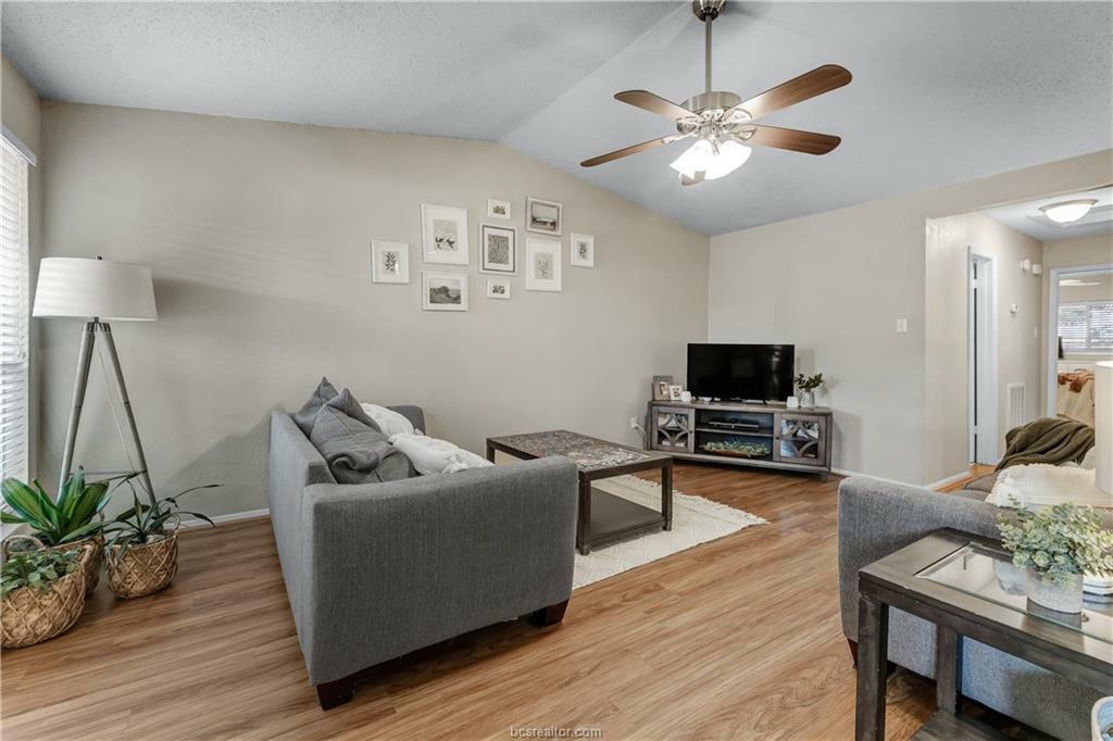 Property Photo: 313 Amherst TX 77840-4668