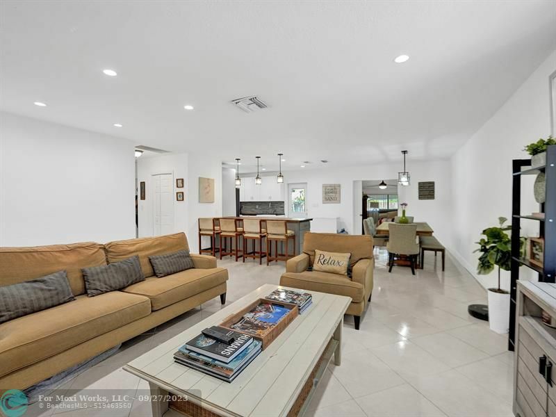 Property Photo:  1034 NW 2nd Ave  FL 33311 