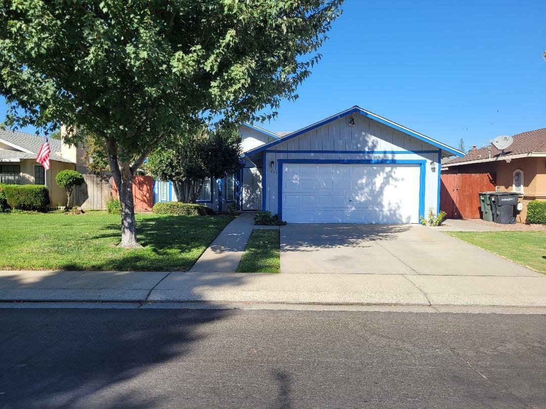 Property Photo: 721 Mamilane CA 95351